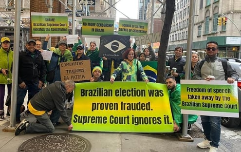 ministros-do-stf-sao-alvos-de-bolsonaristas-em-ny-assista