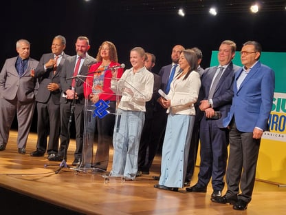 gleisi-defende-licenca-para-gastar-e-fala-que-reacao-do-mercado-foi-movimento-especulativo