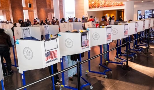 eua-democratas-seguram-onda-republicana-no-congresso