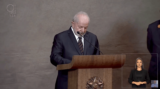 alteracao-na-lei-das-estatais-faz-petrobras-desabar-mais-de-10-no-dia