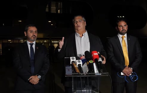 medidas-de-responsabilizacao-adotadas-hoje-irao-prosseguir-diz-flavio-dino