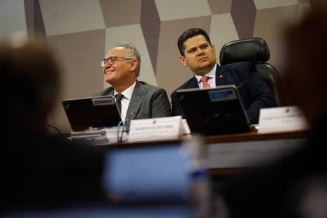 a-pec-do-lula-vale-um-banco