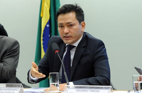 Chefe da Receita Federal diz que decreto de bônus para fiscais está pronto