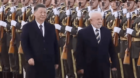 Lula se reúne com Xi Jinping em Pequim
