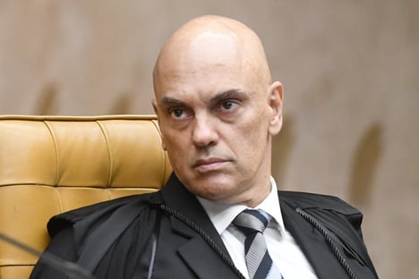 Moraes libera mais 40 presos envolvidos nos atos de 8/1