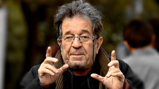 Cineasta iraniano e mulher são mortos a facadas