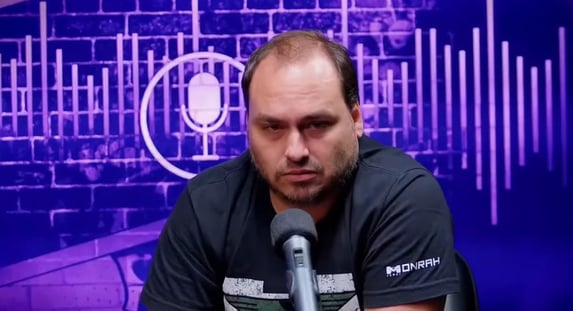 Carluxo critica políticos que estão tentando 