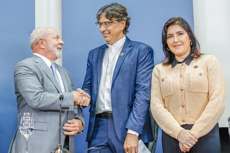 Pochmann faz exatamente o que se temia e assombra IBGE