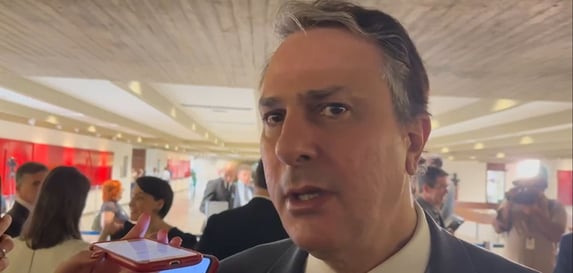 Quatro ministros de Lula irão votar em Dino