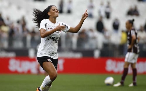 Corinthians vence a Ferroviária e Brabas vão a final da Supercopa Feminina