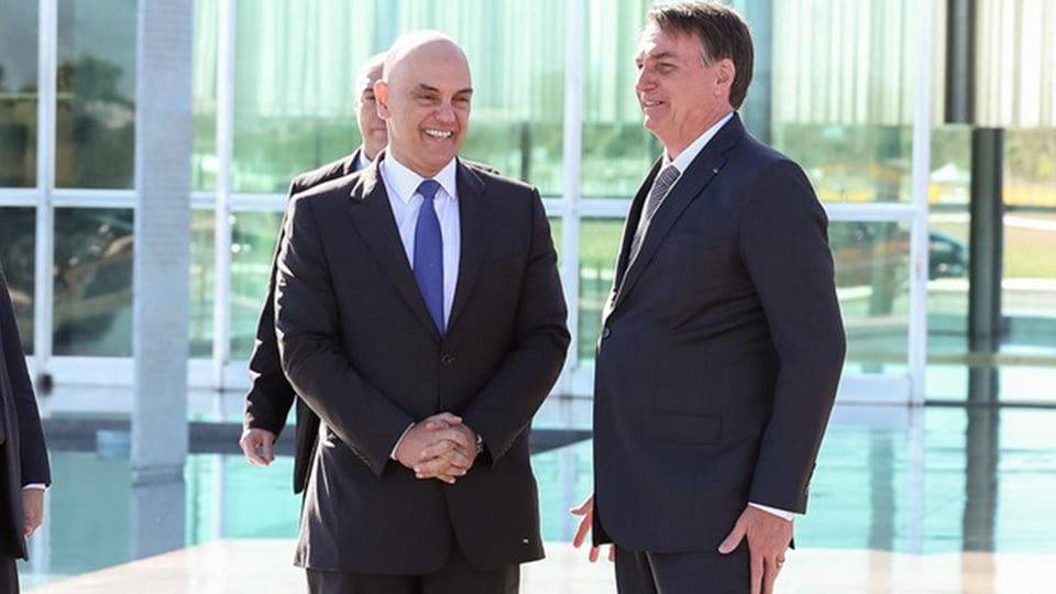 Bolsonaro apela à religião e suplica para que Alexandre de Moraes não vote pela inelegibilidade