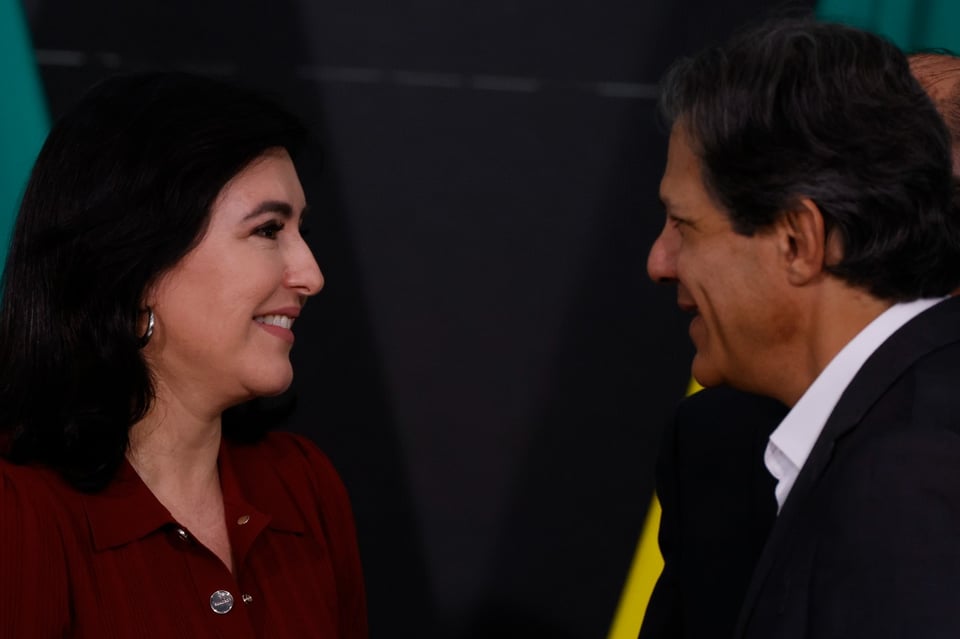 Aprovação do arcabouço fiscal não livra governo de corte de gastos em 2024