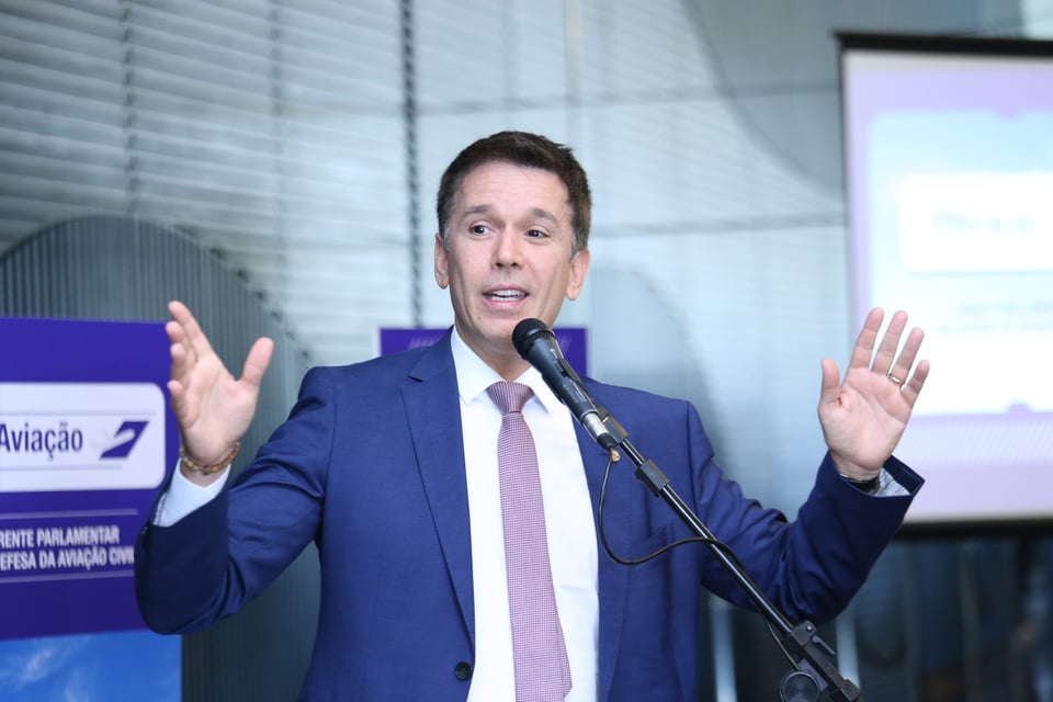 “Só Brasil e Indonésia não têm apostas legalizadas”, diz relator de CPI