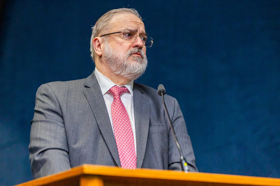 Aras conclui ser crime fugir de blitz para evitar autoincriminação