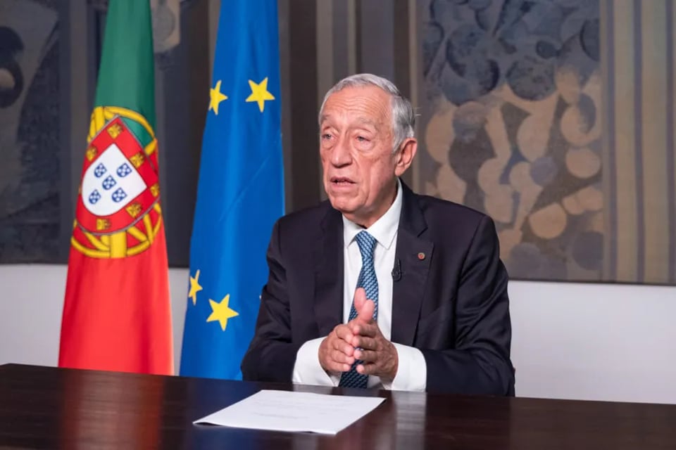Presidente de Portugal dissolve Parlamento e convoca eleições antecipadas