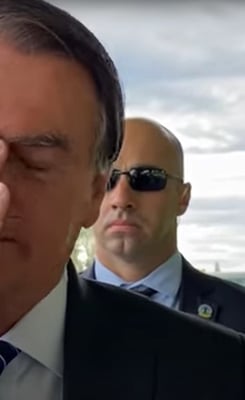 A vacina é ineficaz contra um governo criminoso