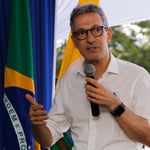 Zema afasta Bolsonaro