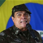 Ministro da Defesa bolsonarista ataca Barroso