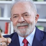 Lula promete mais ministérios