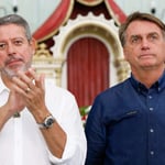 Bolsonaro, o comparsa do Centrão