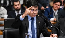 Eleição municipal afasta Randolfe e Alcolumbre