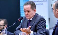 SBI envia a procurador bolsonarista estudos sobre ineficácia de tratamento precoce