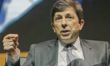 “Processo autoritário”, diz Amoêdo sobre suspensão do Novo