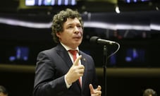 PT abre conversa com Lira sobre orçamento para promessas de campanha