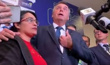 Bolsonaro diz que pagará auxílio de R$ 600 em 2023 com venda de estatais