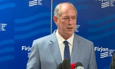 Ciro volta a dizer que Lula financia “gabinete do ódio”