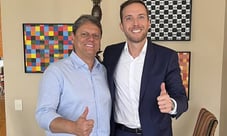 Vinicius Poit anuncia apoio a Tarcísio