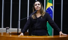 Bancada do Novo apresenta PEC contra nepotismo em Tribunais de Contas