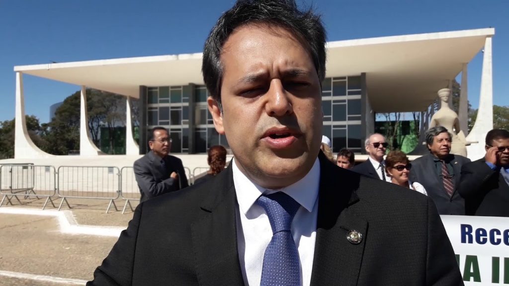 “Divergência não é crime”, diz Marinho sobre ordem de Moraes