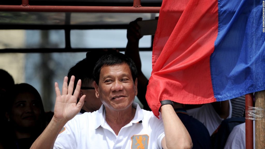 TPI formaliza acusação contra ex-presidente das Filipinas