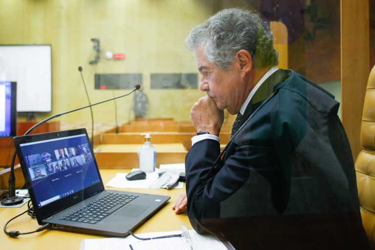 Ex-ministro aponta erro de Moraes, mas descarta &quot;regime de exceção&quot;