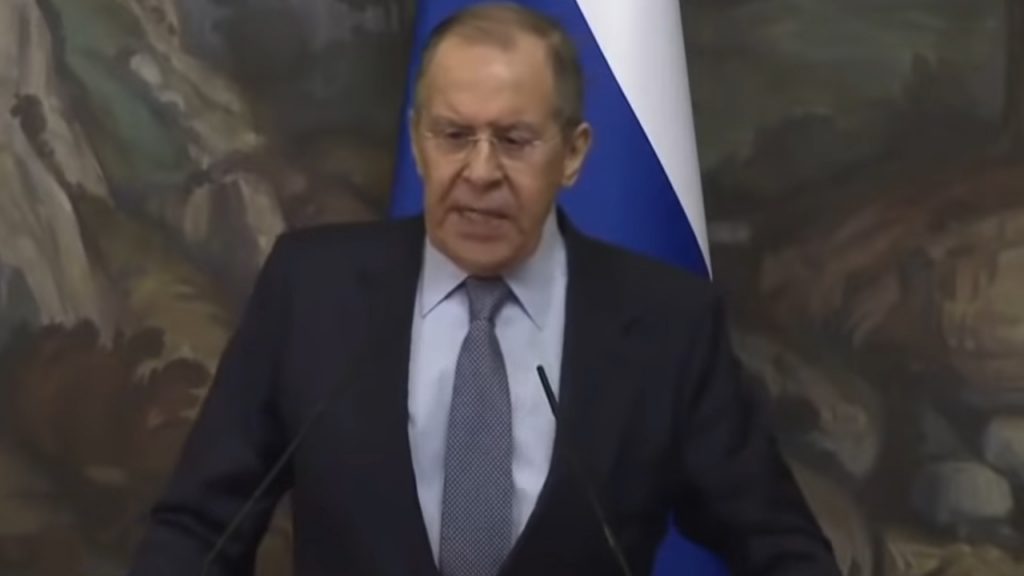 Rússia declara “total apoio” ao regime de Maduro