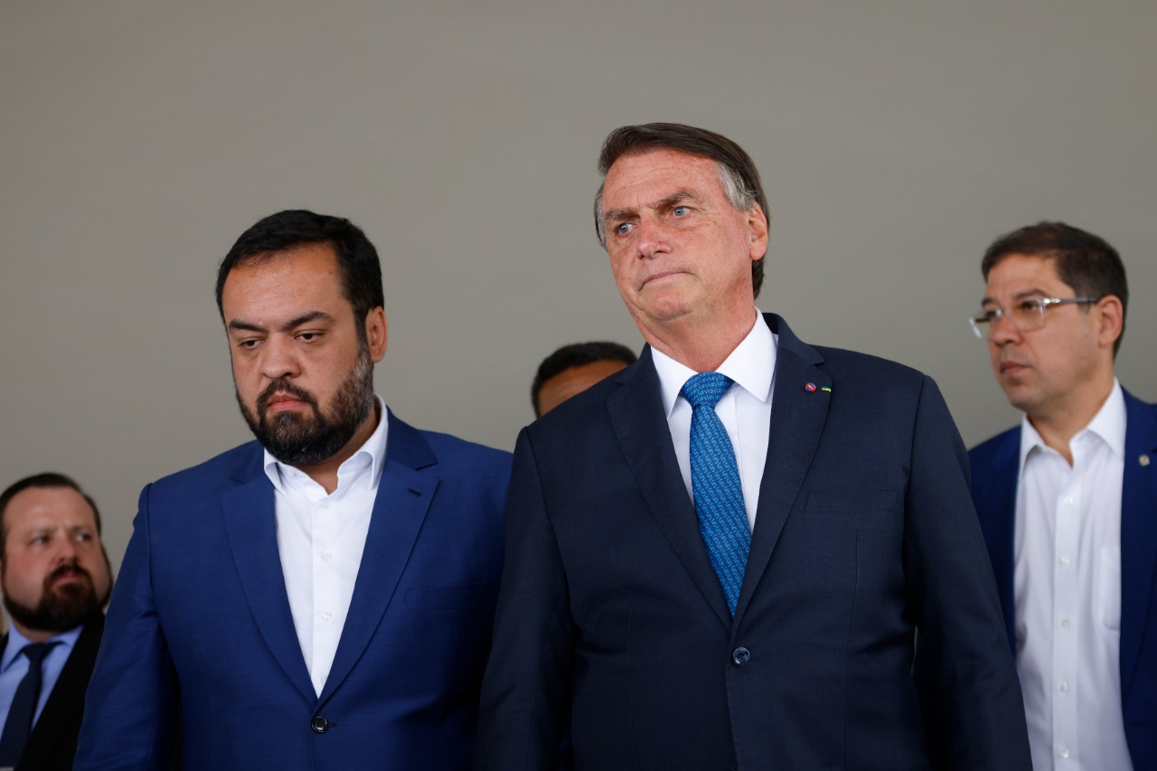 Bolsonaro pede para receber Castro “na data mais breve possível”
