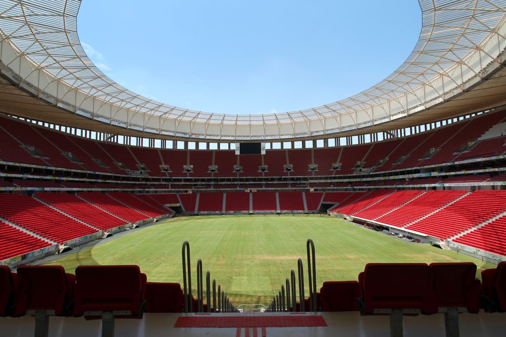 Ibaneis oferece Mané Garrincha para sediar final da Libertadores