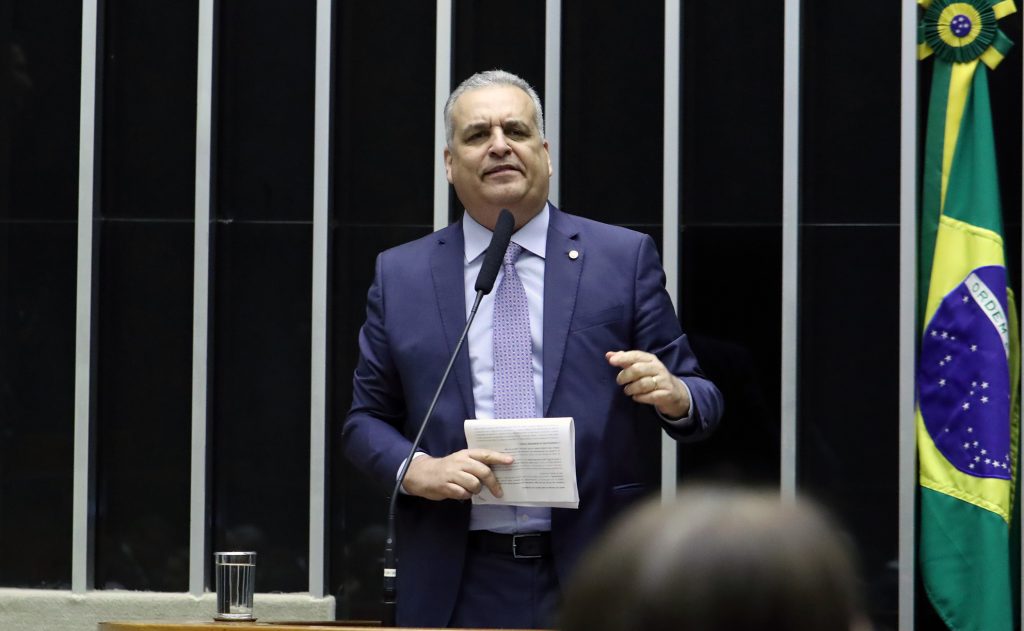 Deputado pede informações sobre operações envolvendo Banco Master e BRB