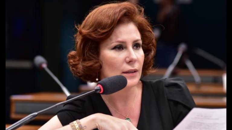 Zambelli está em greve de fome, diz advogado