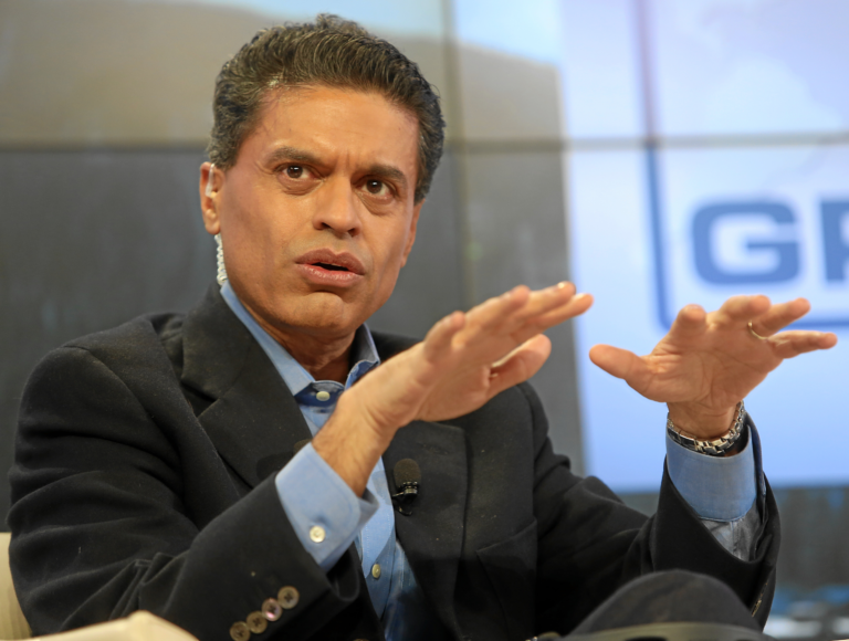 Acusações contra Trump são políticas, diz apresentador progressista