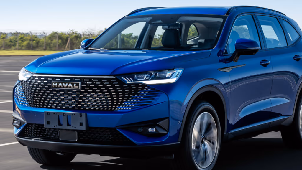 Cinco carros híbridos com alta autonomia que chegam a mais de 500 km