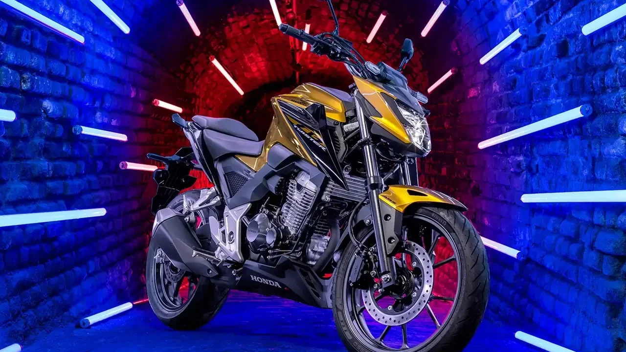 Honda CB 300F é a naked mais completa e econômica de 2025