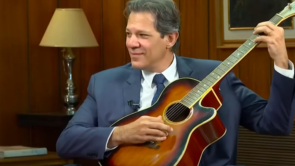 Apertem os cintos, Haddad sumiu