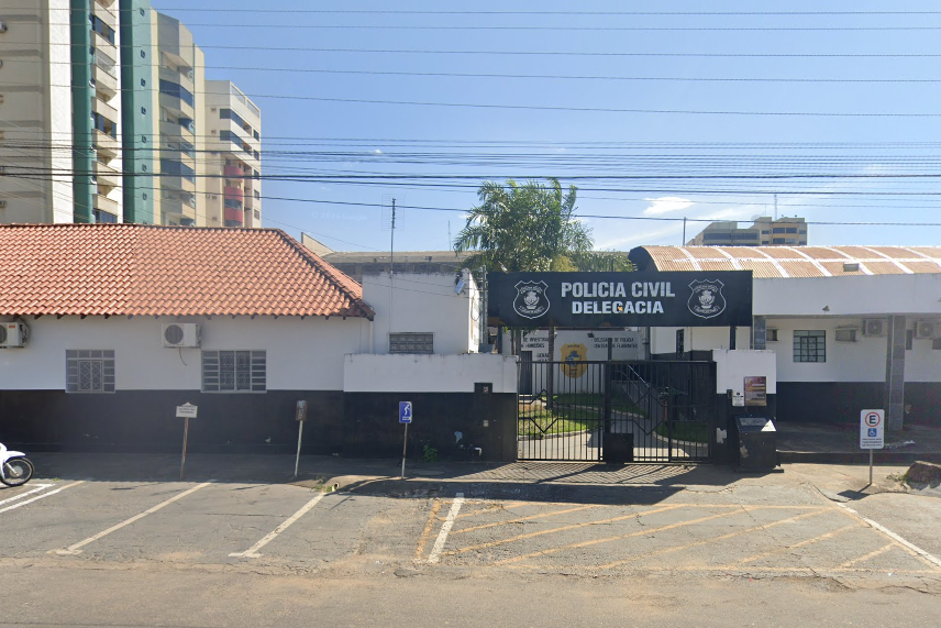 Criança é expulsa de casa por denunciar abuso do padrasto