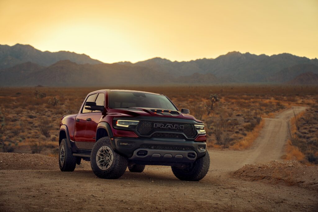 RAM 1500 TRX: Uma lenda automotiva inspirada no T-Rex