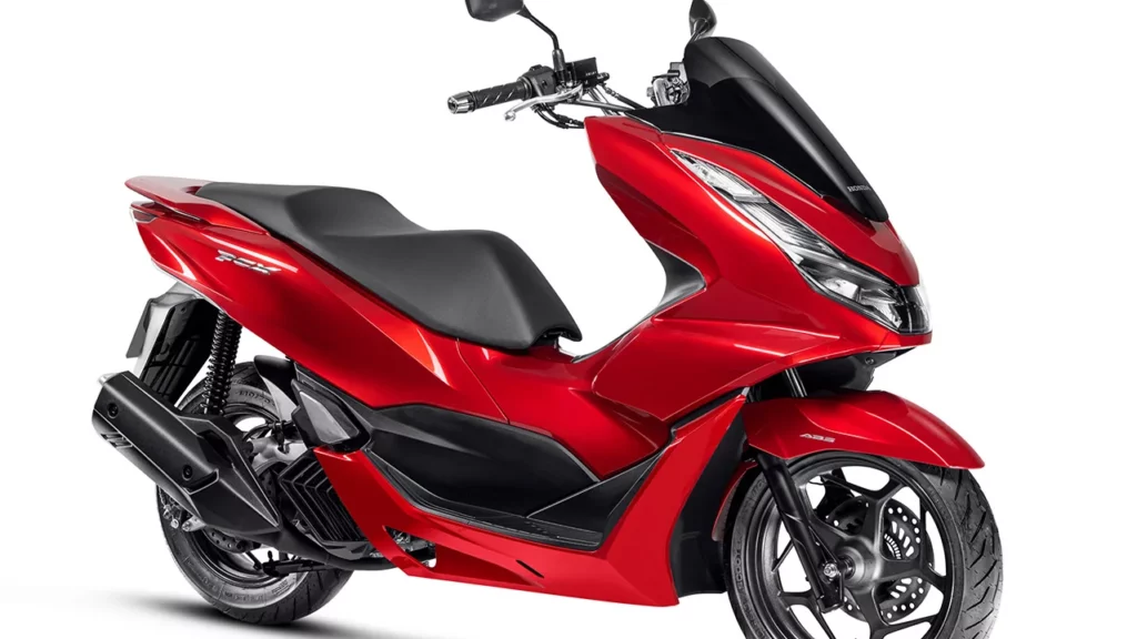 Honda PCX 160 faz até 44 km/l e te faz pensar por que ainda usam carro na cidade
