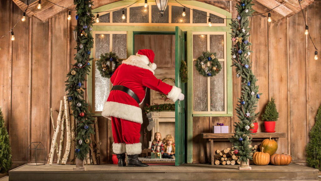 Criminosos fantasiados de Papai Noel furtam em Cláudio, MG