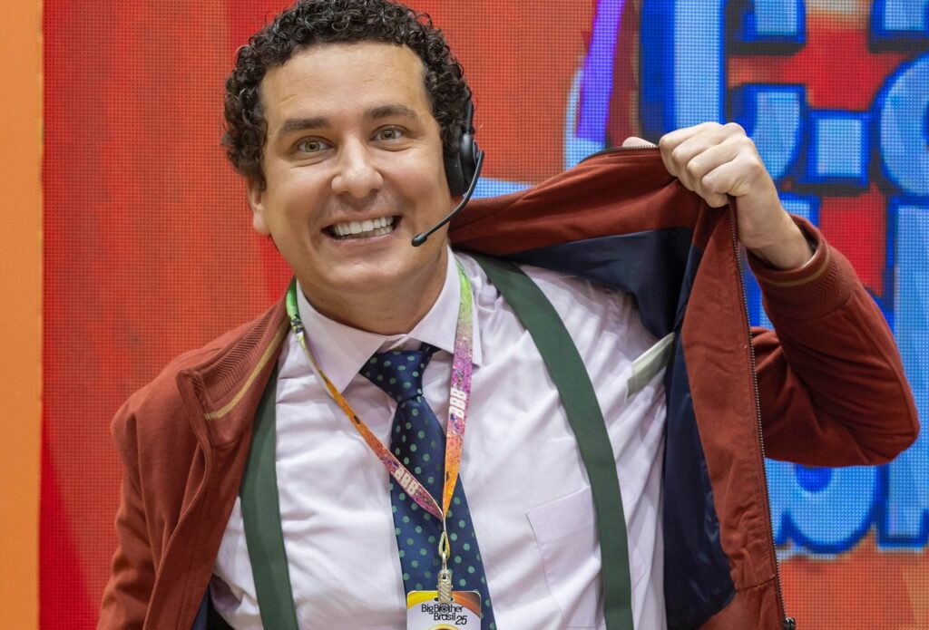 Rafael Portugal volta ao CAT BBB e agrada público