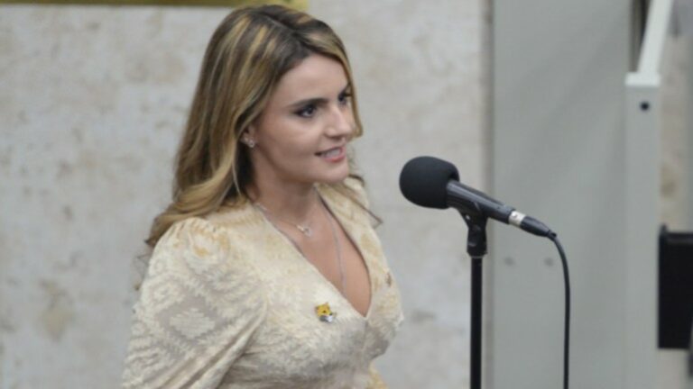 Amanda Vettorazzo, sobre prisão de MC Poze: “Que seja o primeiro de muitos”